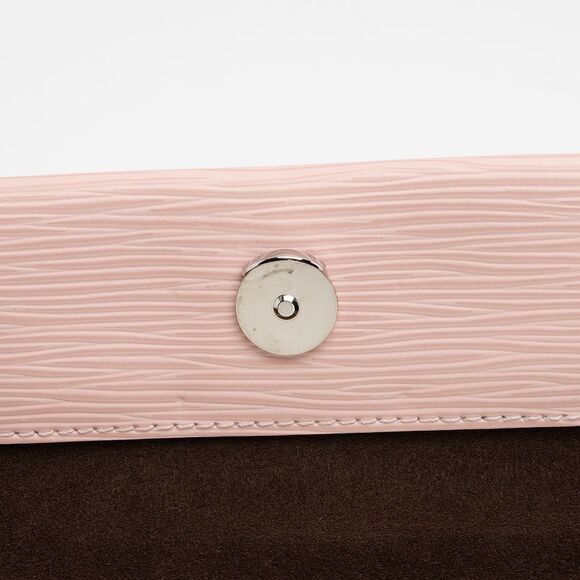 Louis Vuitton Epi Leather Cluny BB Satchel - Picture 13 of 15